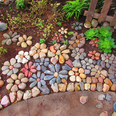 How to Make Easy Decorative Garden S.
